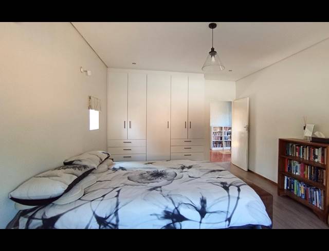 3 BEDROOM HOUSE FOR SALE IN MORELETA PARK